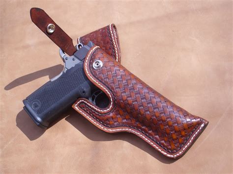 custom holster makers list.